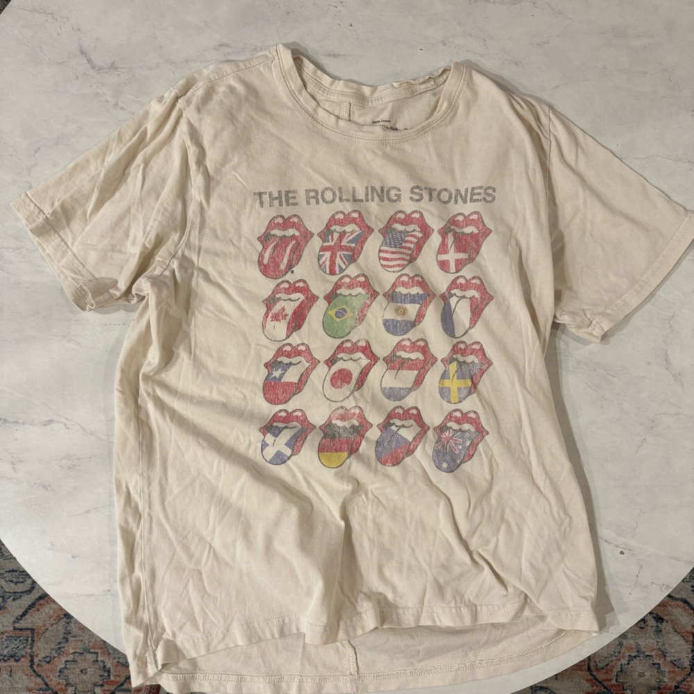 Abercrombie & Fitch, soft AF collection Rolling Stone T Shirt￼